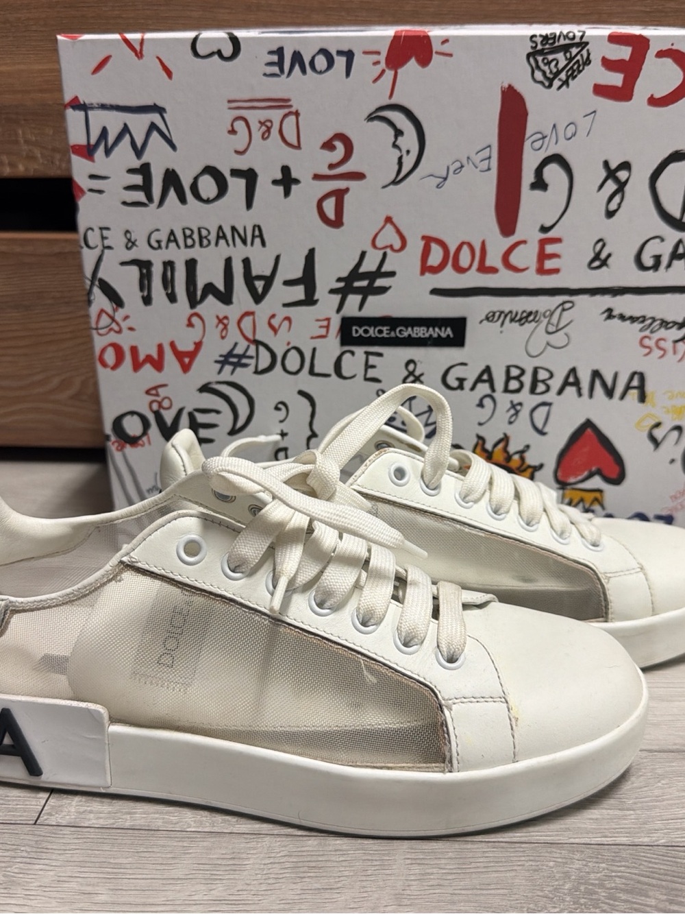 Dolce & Gabbana Off-White Low-Top Leather & Mesh Sneakers
